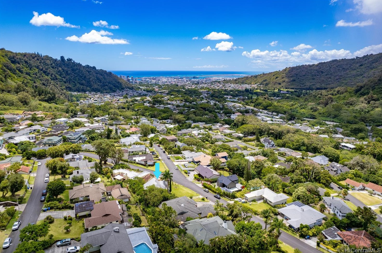3336 Kahawalu Dr, Honolulu, HI 96817-1024