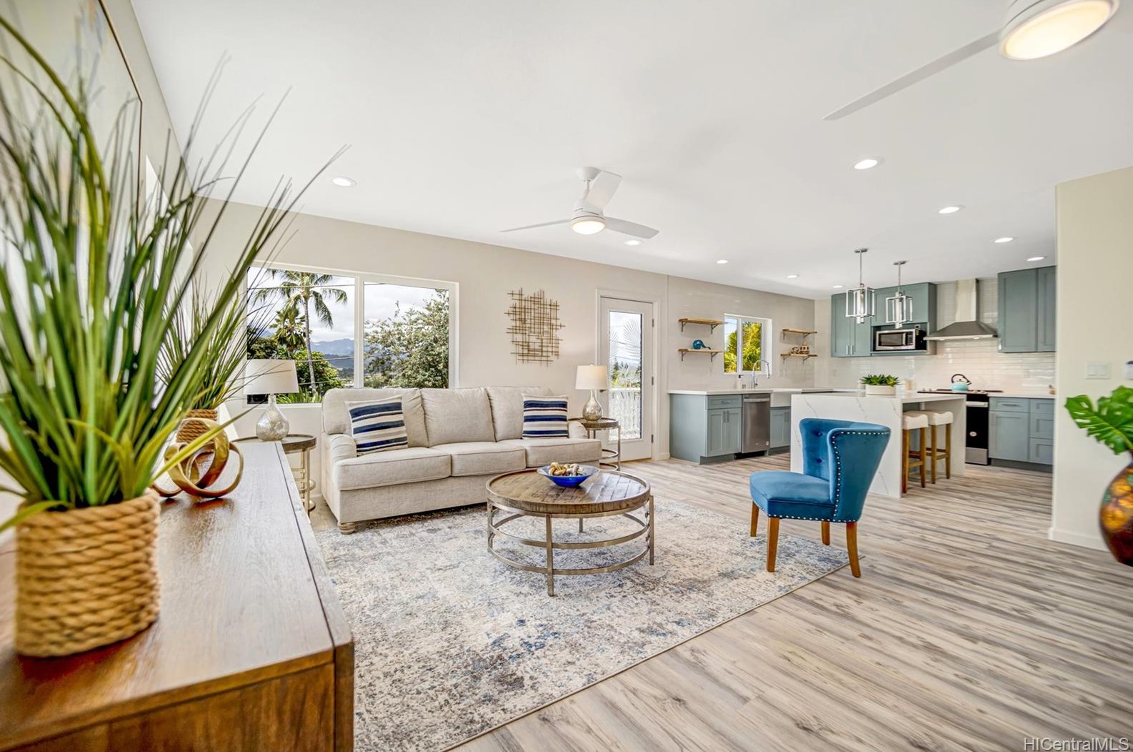 1176 Aukele St, Kailua HI  96734-3616 exterior