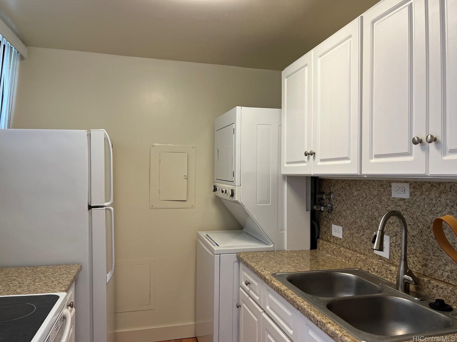 99015 Kalaloa St #305, Aiea, HI 96701