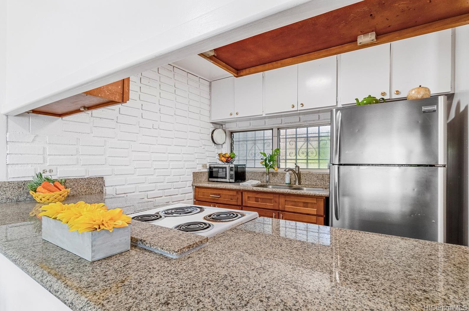 92-731 Makakilo Dr #8, Kapolei, HI 96707