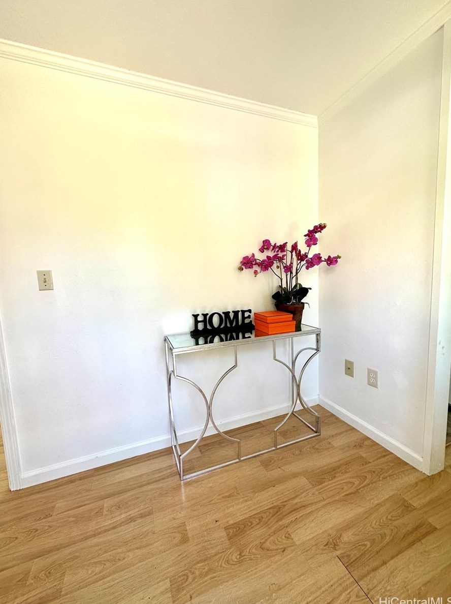 3817 Kaimuki Ave, Honolulu HI  96816-4150 exterior
