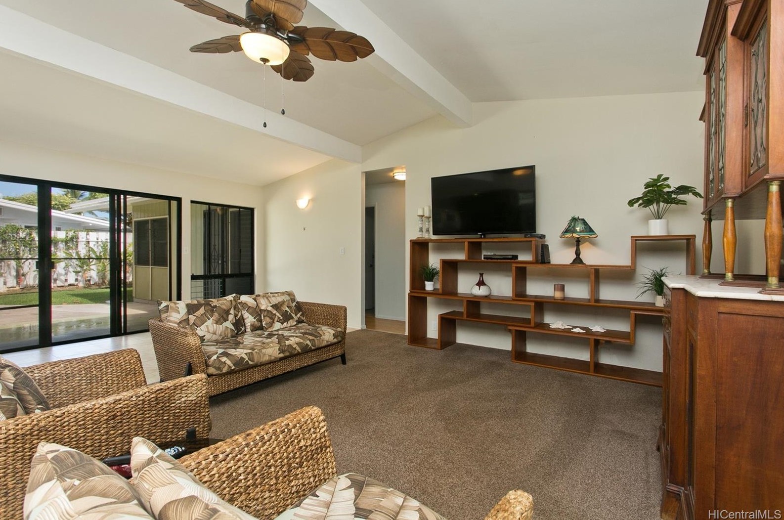243 Aikahi Loop, Kailua, HI 96734
