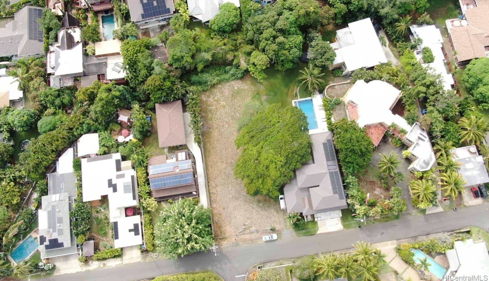 201 Lanipo Dr, Kailua, HI 96734-3231