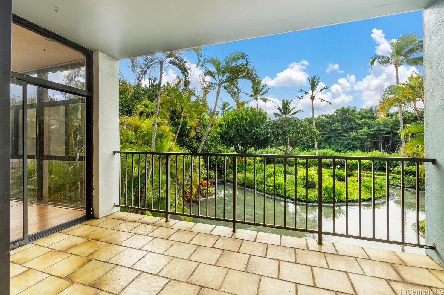 1030 Aoloa Pl #202a, Kailua, HI 96734