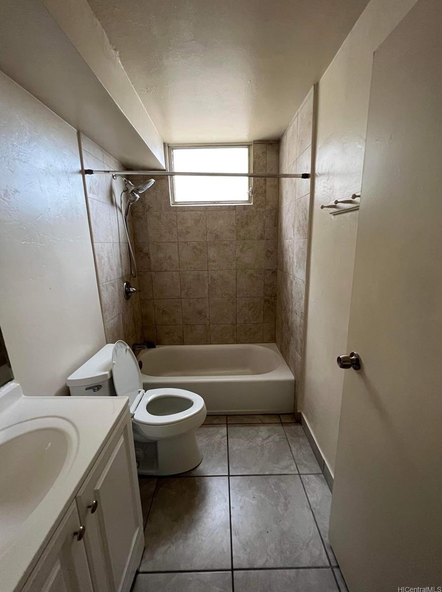 94054 Leolua St #a101, Waipahu, HI 96797