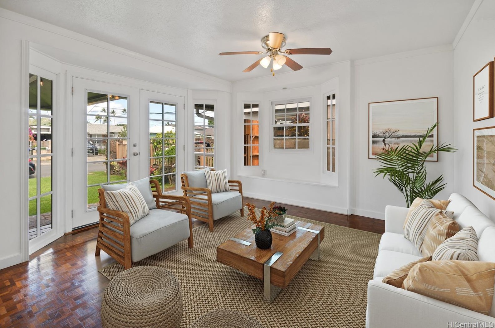 557 Hooulu St, Kailua, HI 96734-2239
