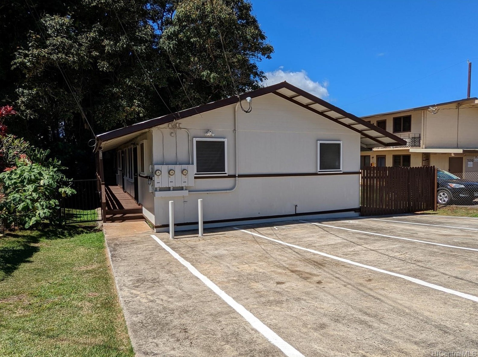 318 Ohai Pl, Wahiawa, HI 96786