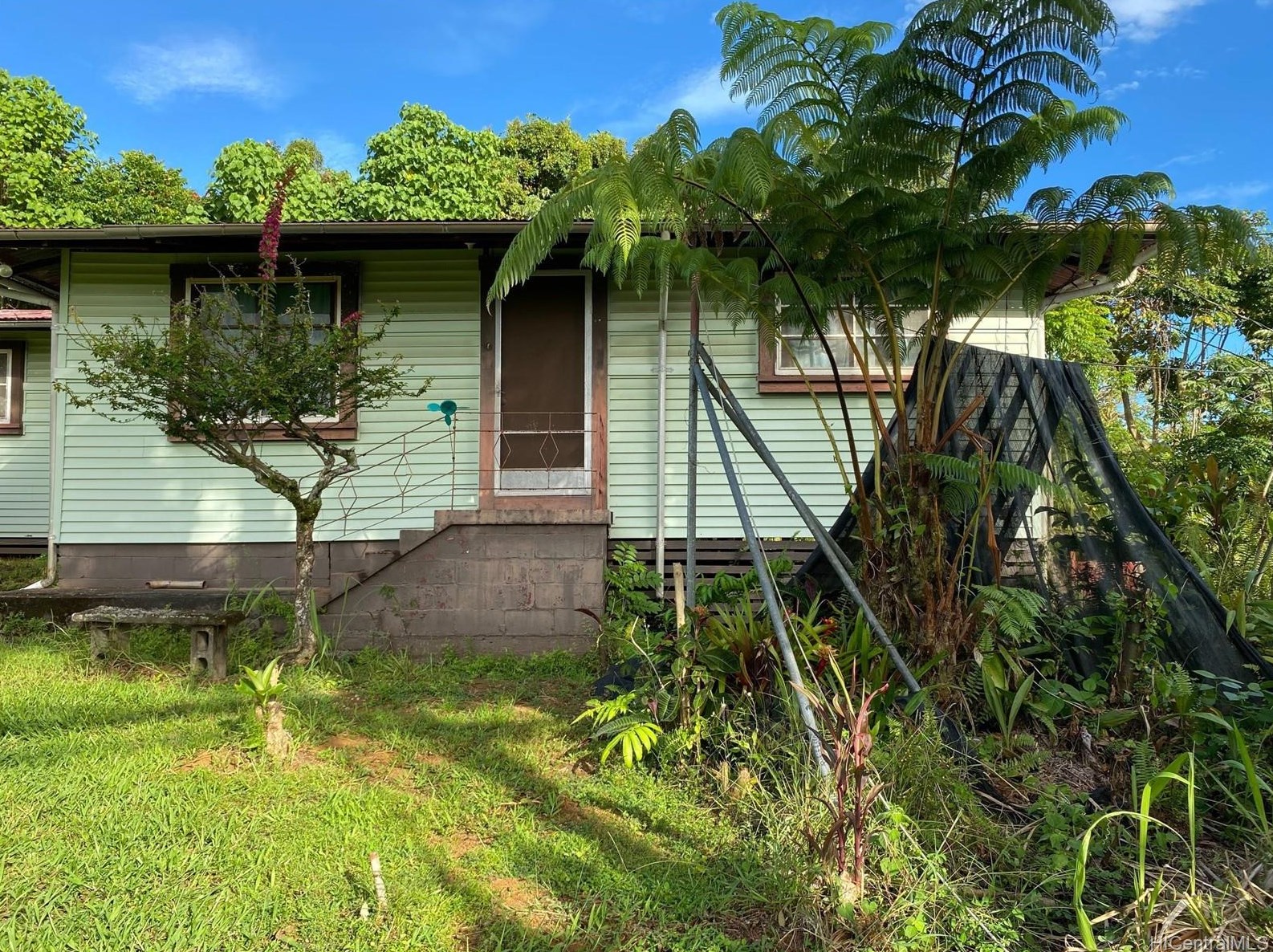 27-2324 Hawaii Belt Rd, Papaikou, HI 96781