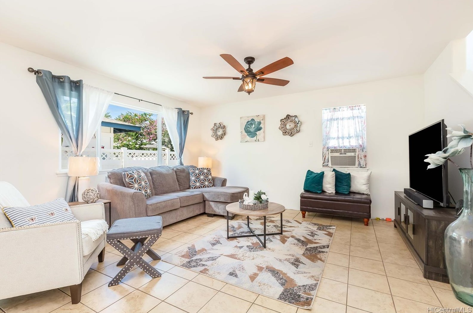 91-1015 Aukahi St, Kapolei, HI 96707