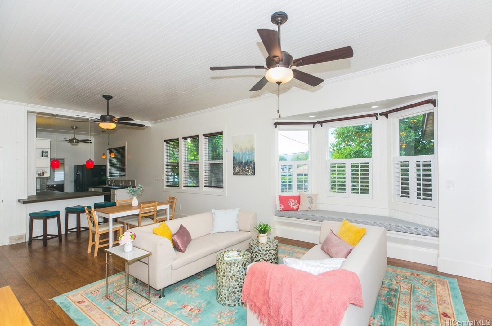 211 Kilani Ave, Wahiawa, HI 96786-1630