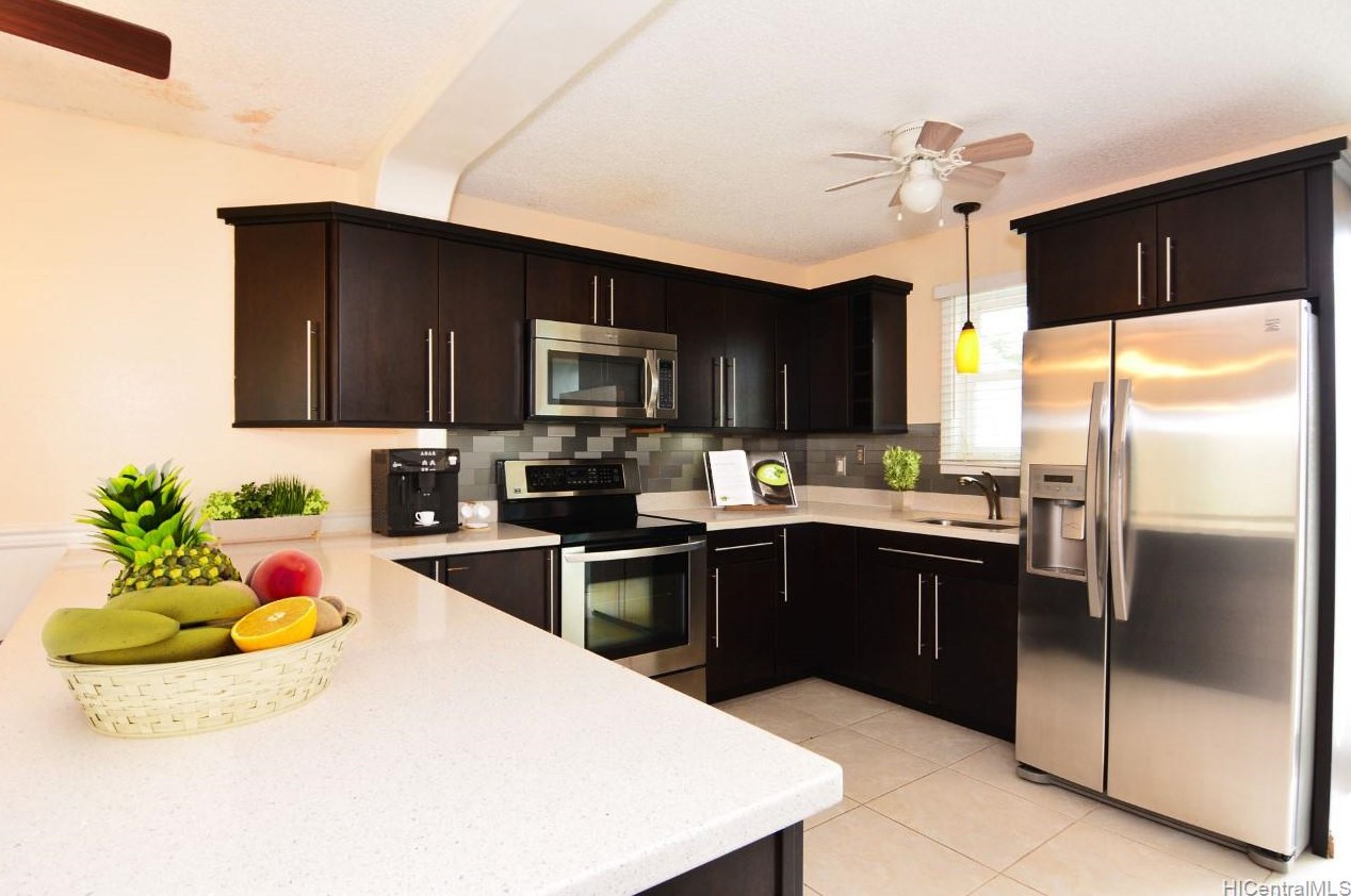 1567 Noke St #1207, Kailua, HI 96734