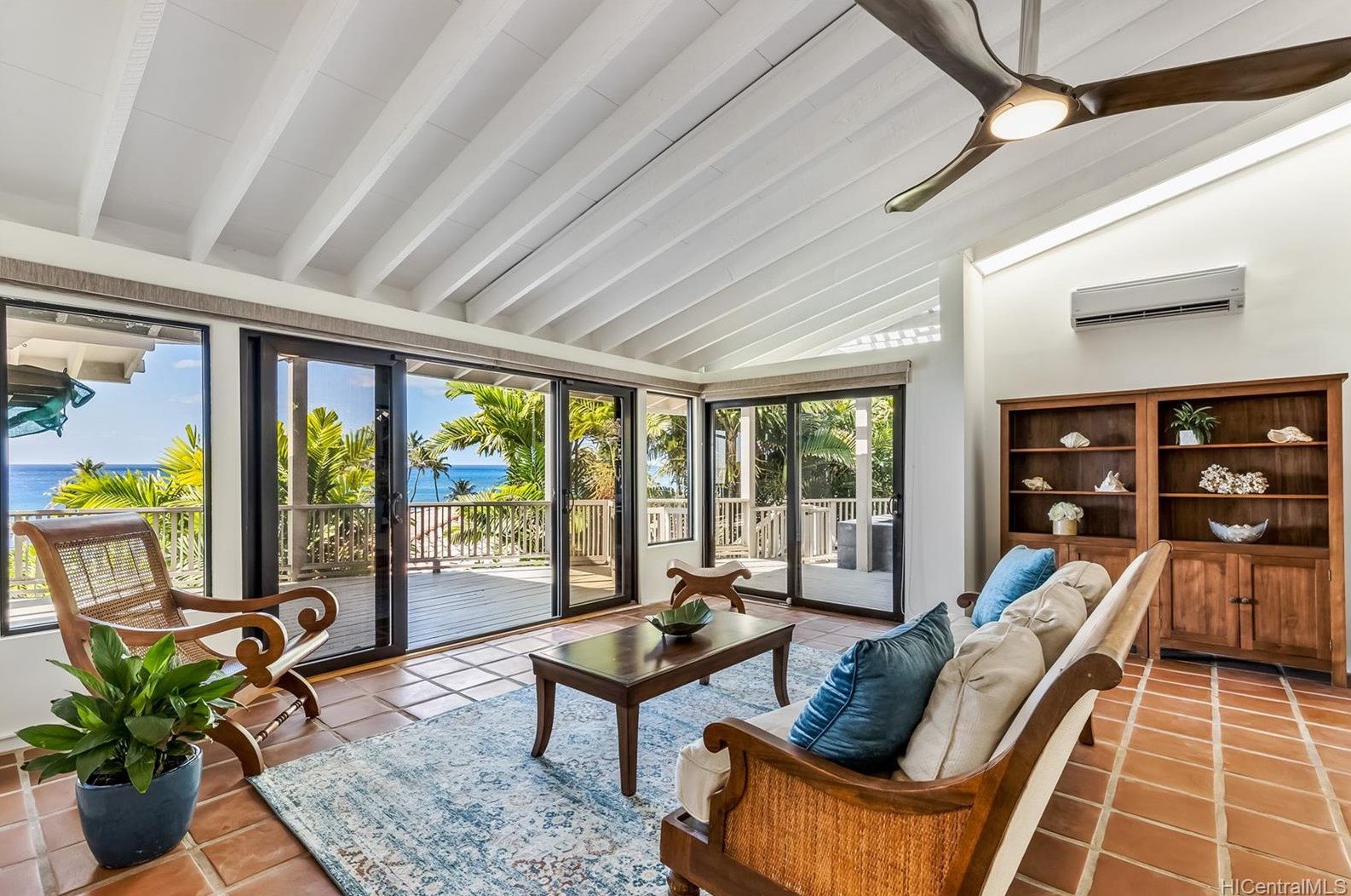 4221 Kaikoo Pl, Honolulu HI  96816-4823 exterior