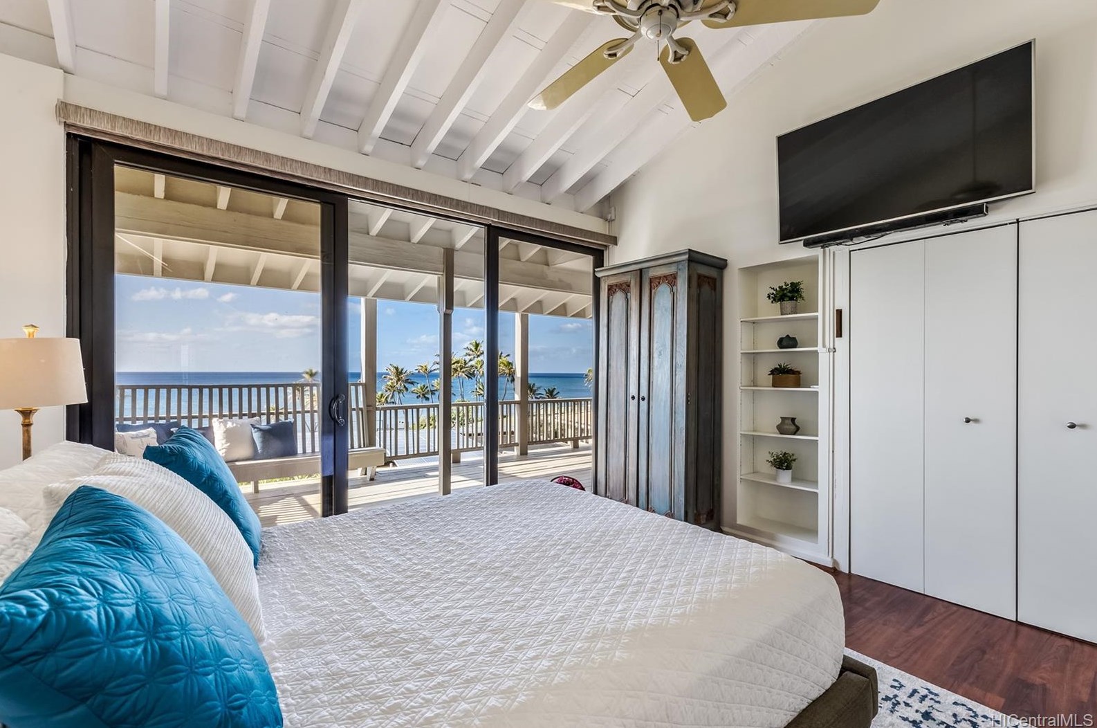 4221 Kaikoo Pl, Honolulu HI  96816-4823 exterior