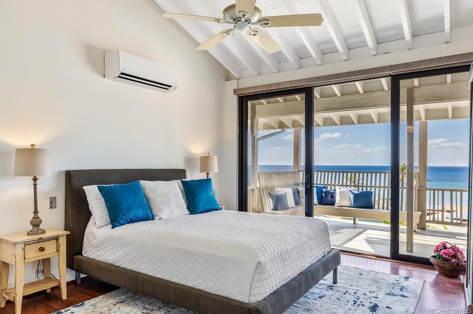 4221 Kaikoo Pl, Honolulu HI  96816-4823 exterior