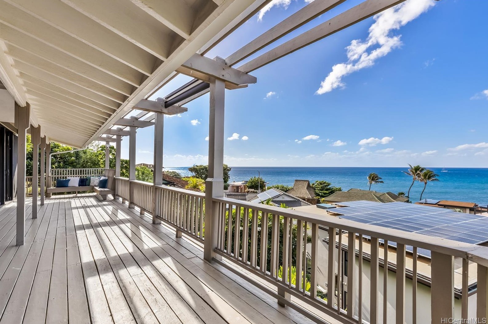 4221 Kaikoo Pl, Honolulu HI  96816-4823 exterior