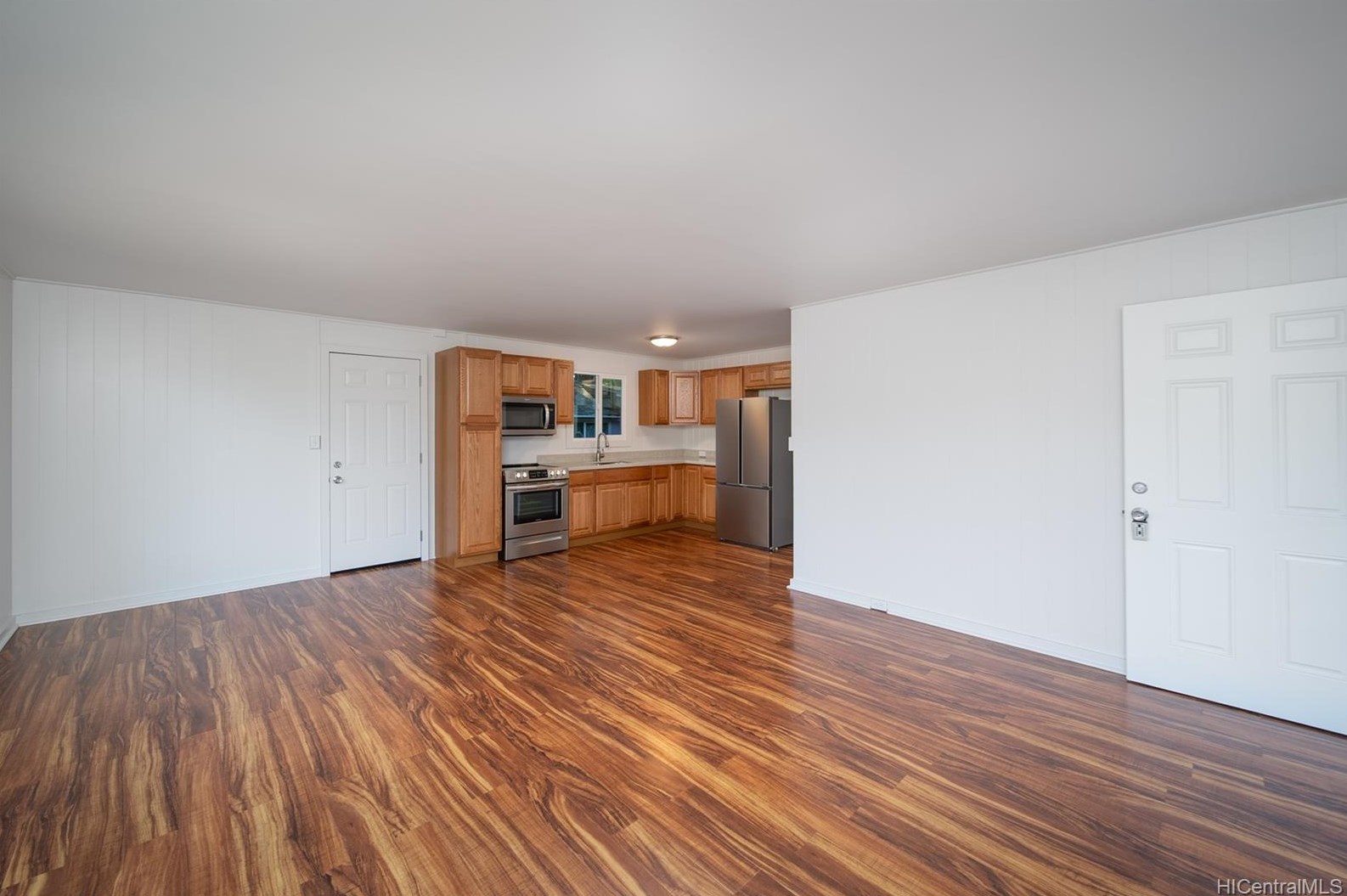 94-31-A Nawaakoa Pl, Waipahu, HI 96797-3028