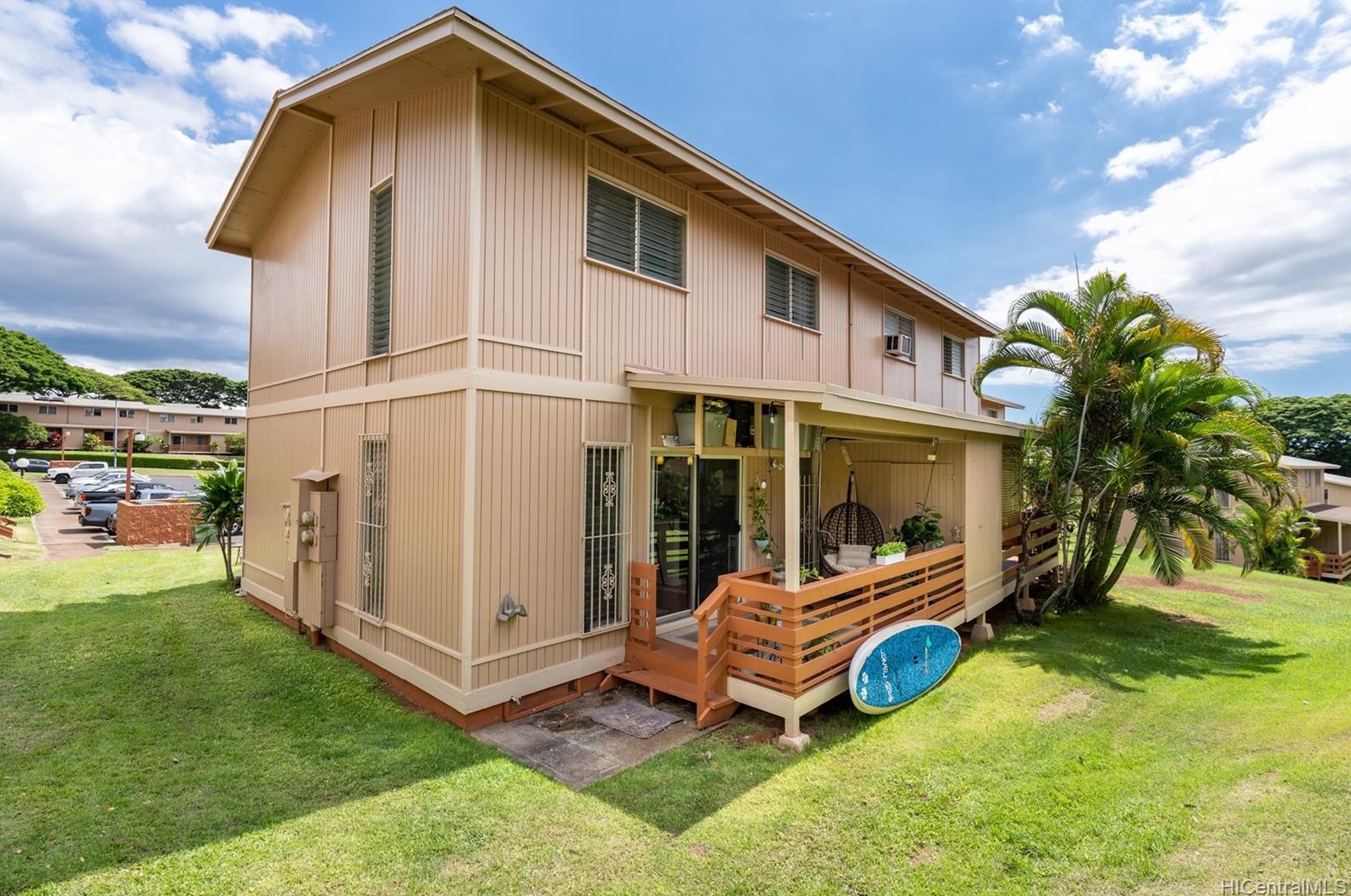 98-1372 Nola St, Pearl City, HI 96782-3120