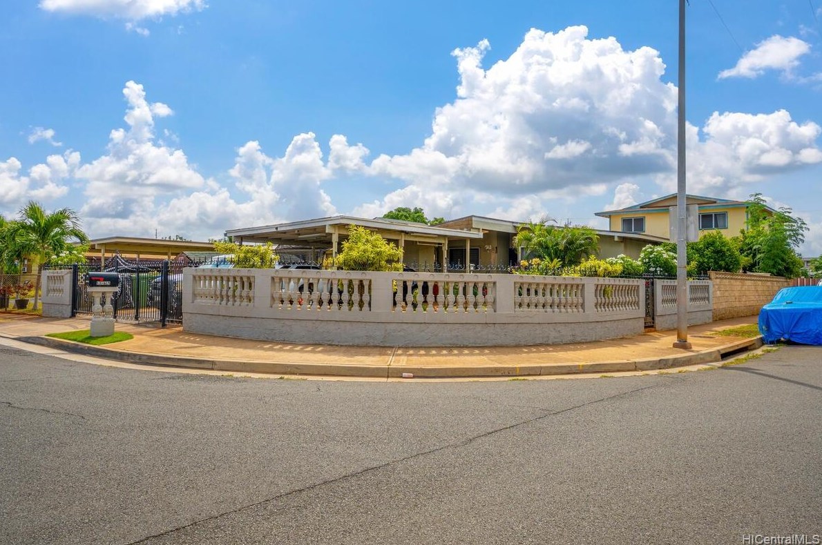 91-828 Laupapa Pl, Ewa Beach, HI 96706