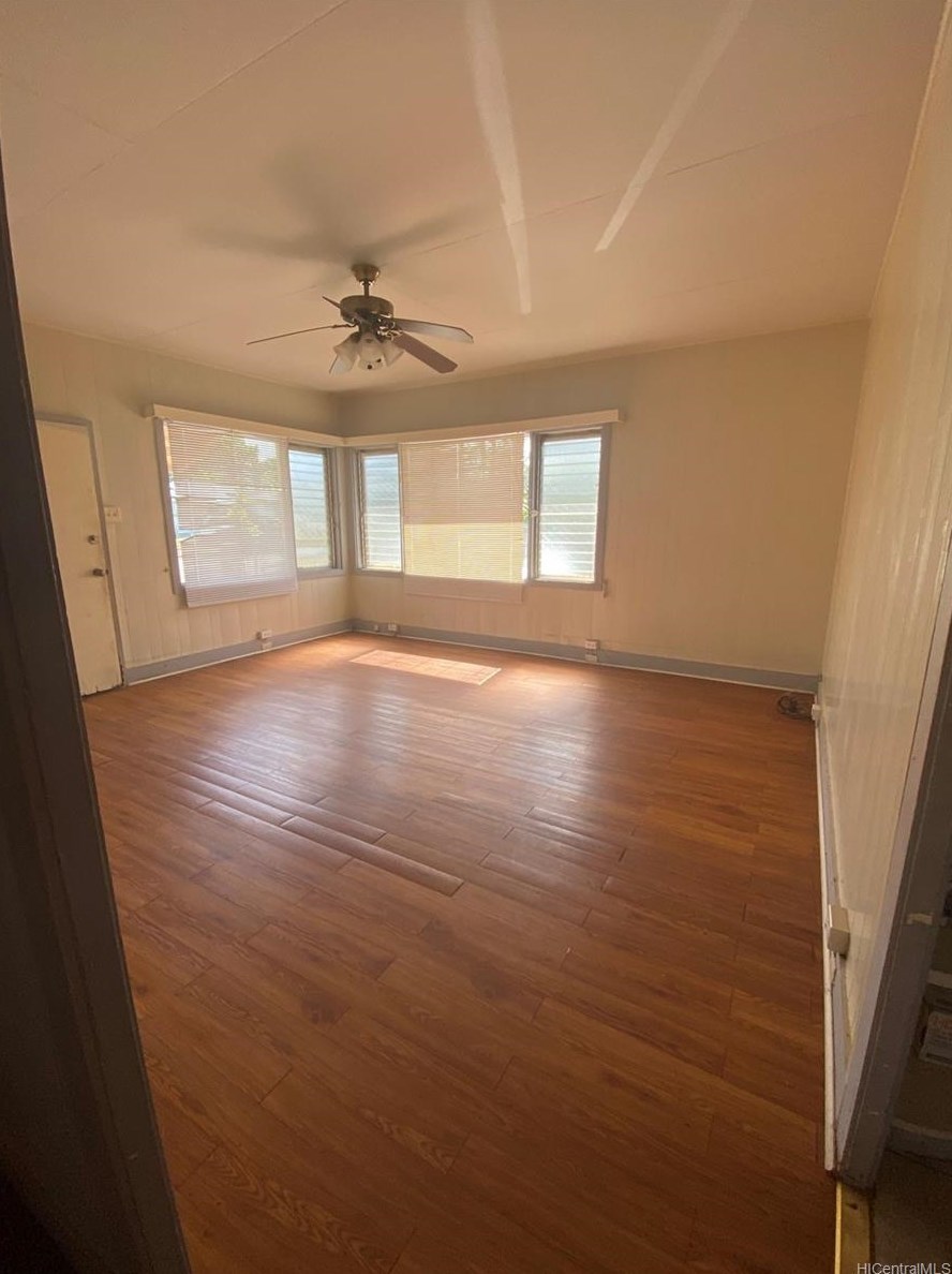 1353 Aheahe Ave, Wahiawa, HI 96786