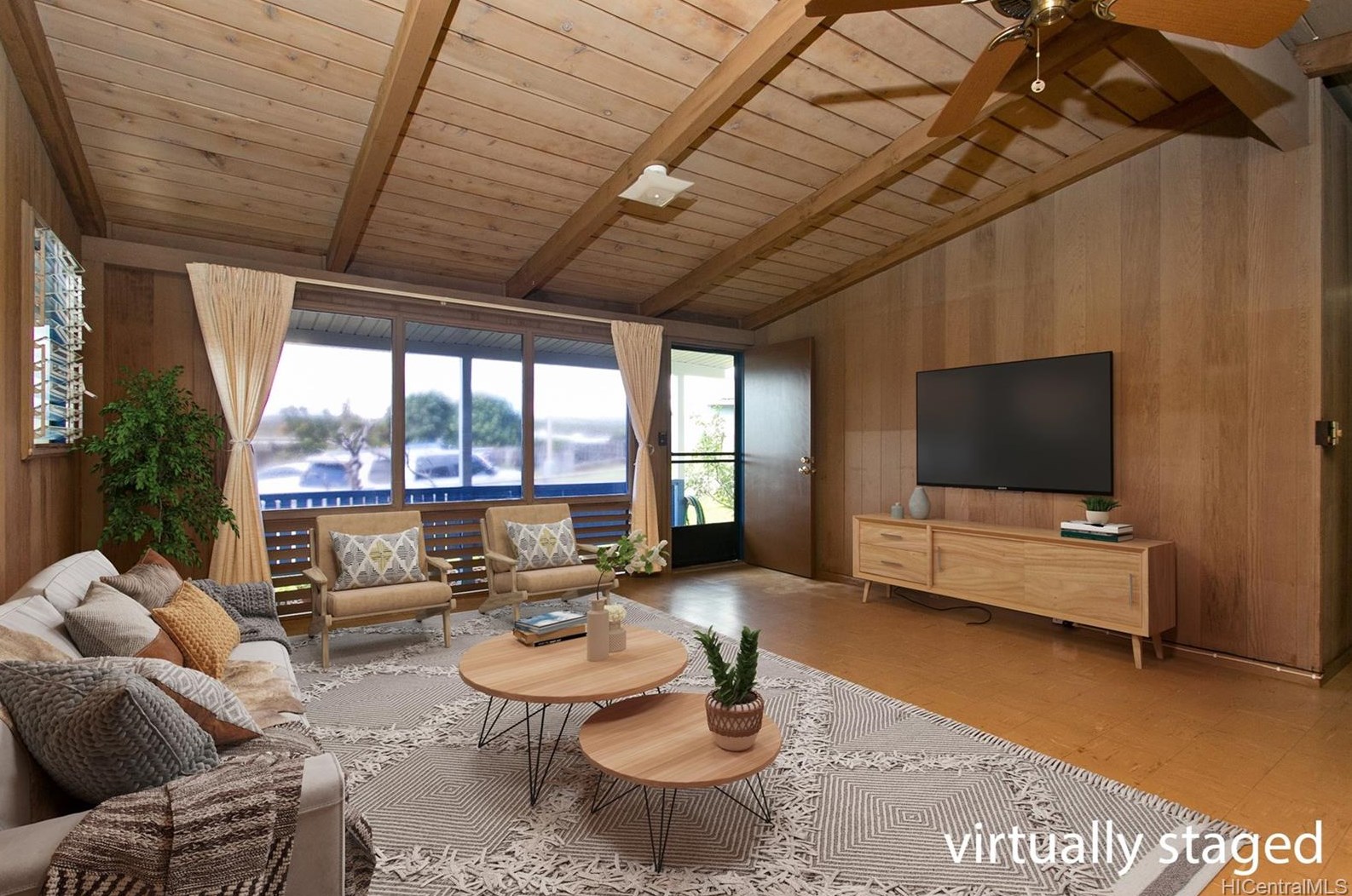 2051 Aaniu Pl, Pearl City, HI 96782