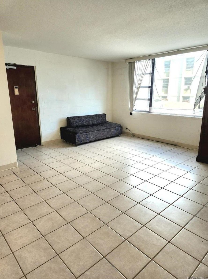 98-1030 Moanalua Rd #5-107, Aiea, HI 96701