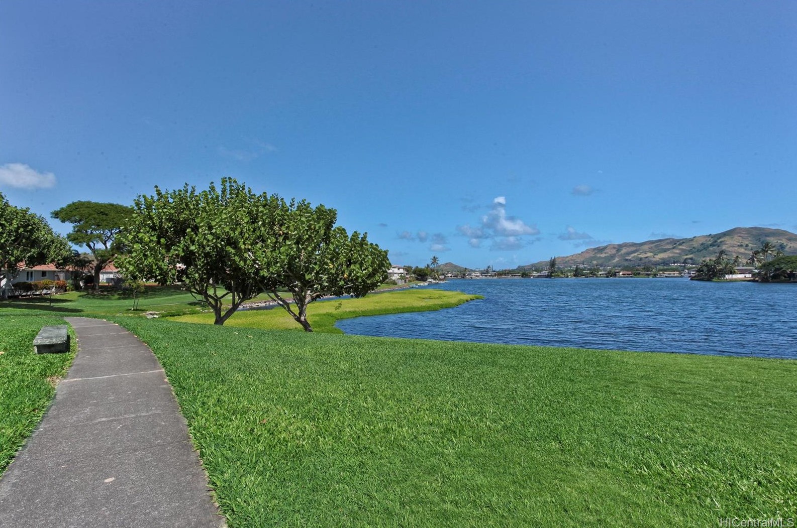 591 Keolu Dr #b, Kailua, HI 96734