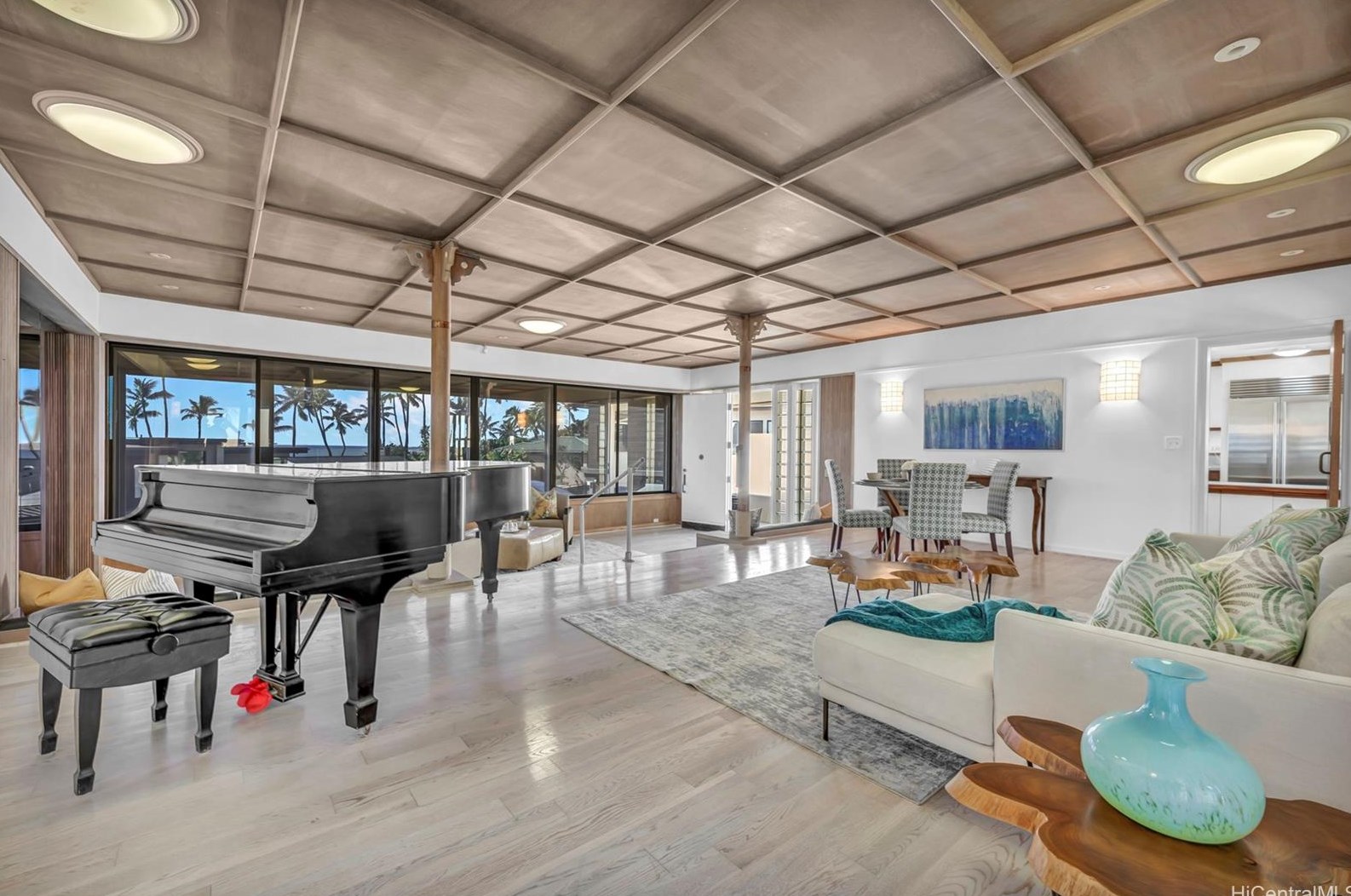 4305 Kaikoo Pl, Honolulu HI  96816-4825 exterior