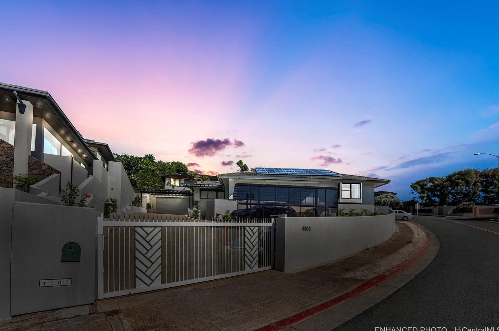 4305 Kaikoo Pl, Honolulu HI  96816-4825 exterior