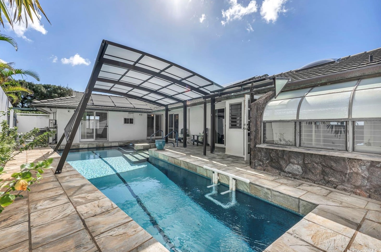 4305 Kaikoo Pl, Honolulu HI  96816-4825 exterior