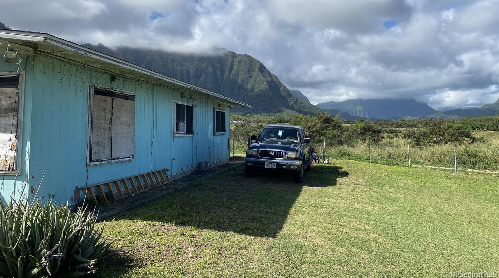 41-307 Kawahine Pl, Waimanalo, HI 96795