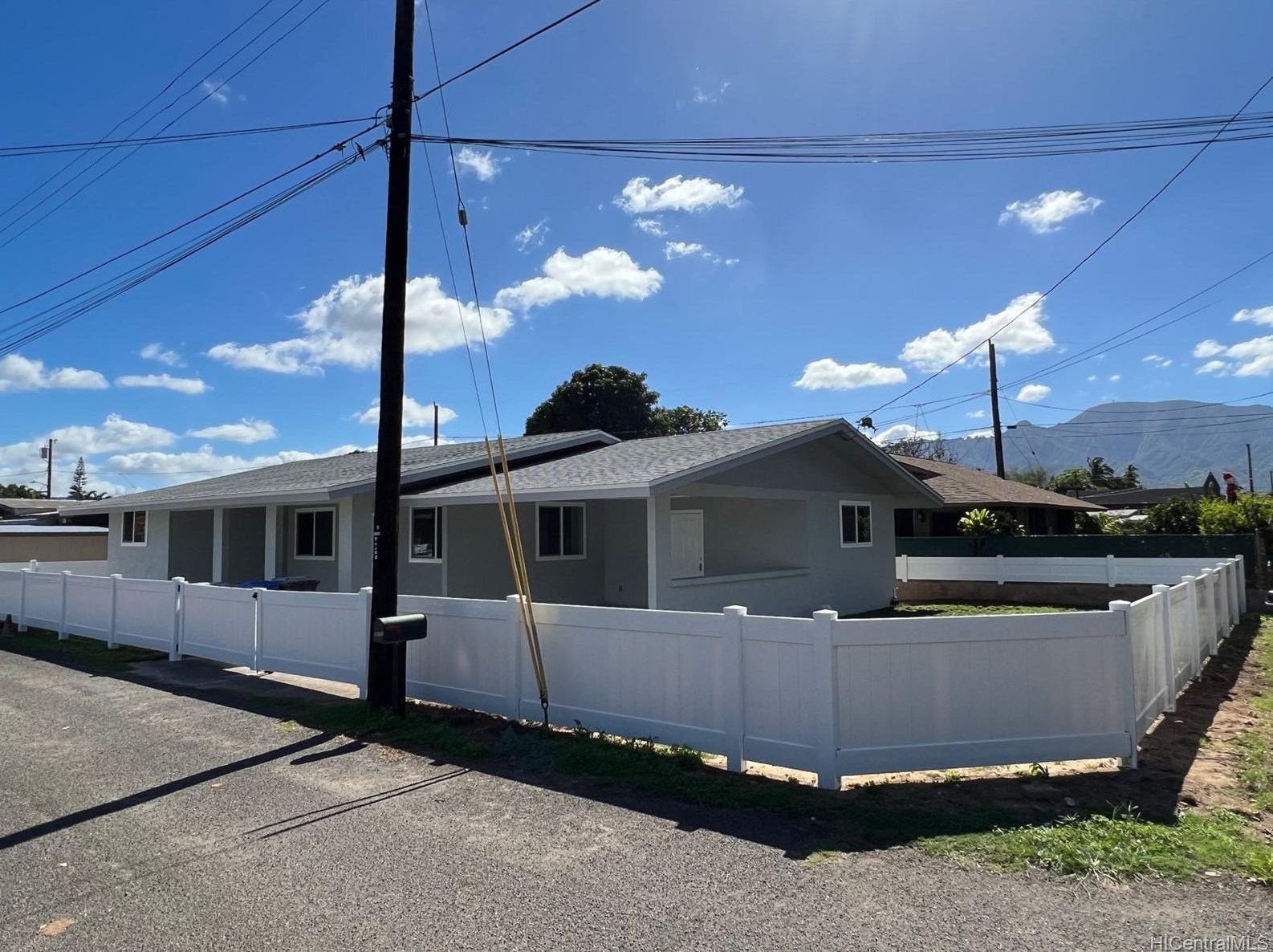 66-330 Haleiwa Rd, Haleiwa, HI 96712
