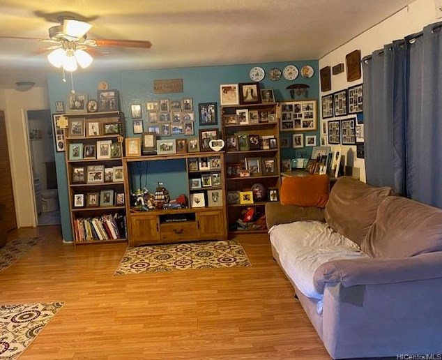 1058 Lunaanela St, Kailua, HI 96734