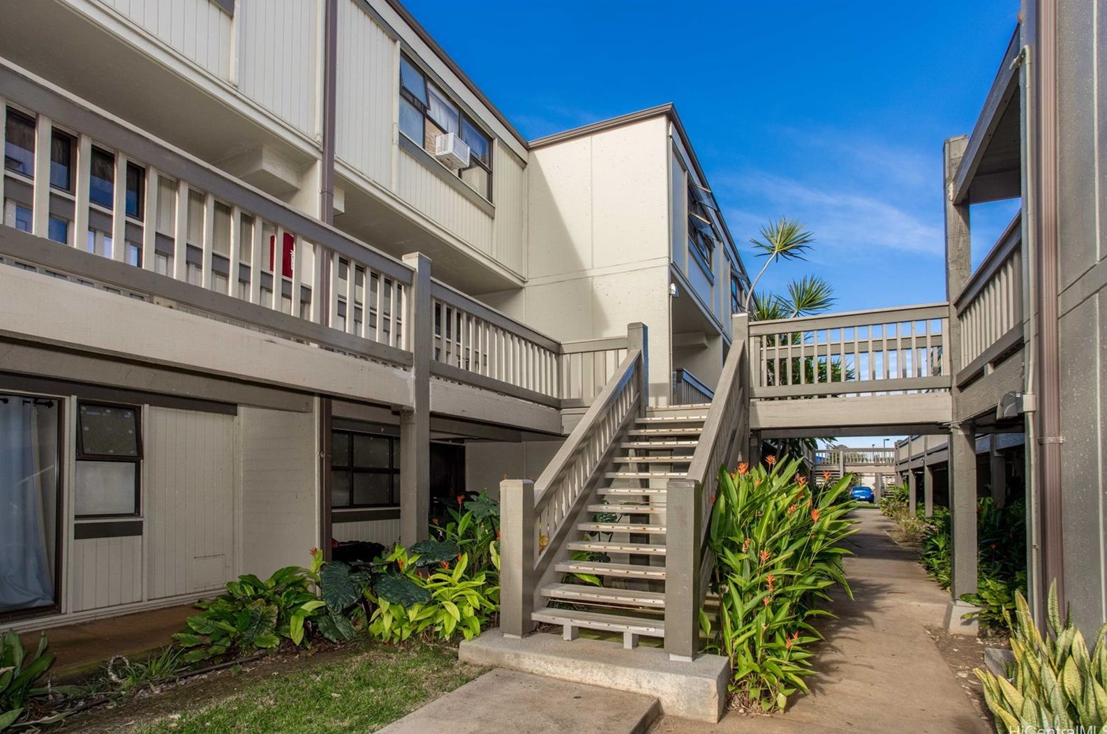 98-310 Kamehameha Hwy #204, Aiea, HI 96701