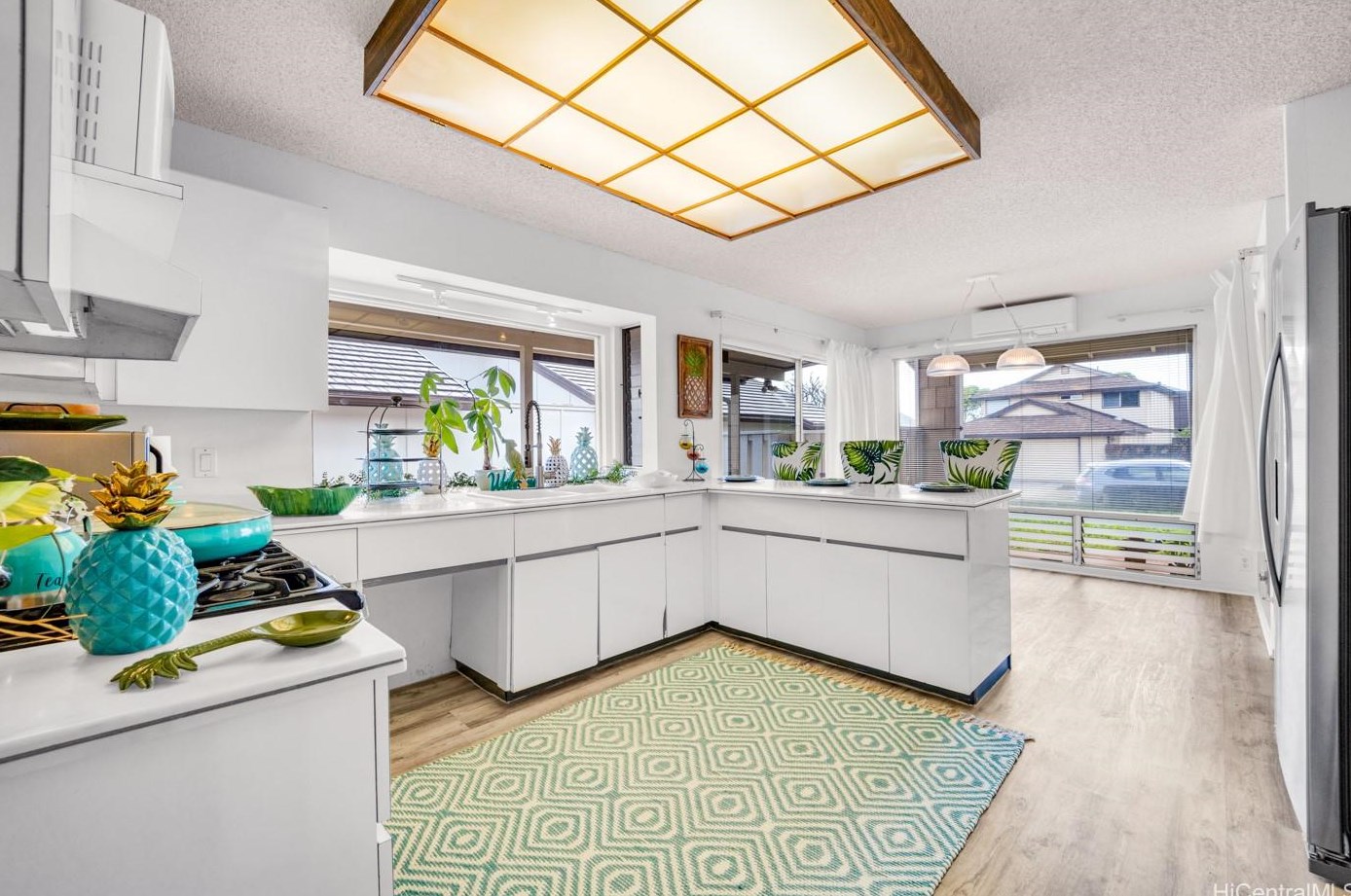 94-842 Penakii Way, Waipahu HI  96797-4046 exterior