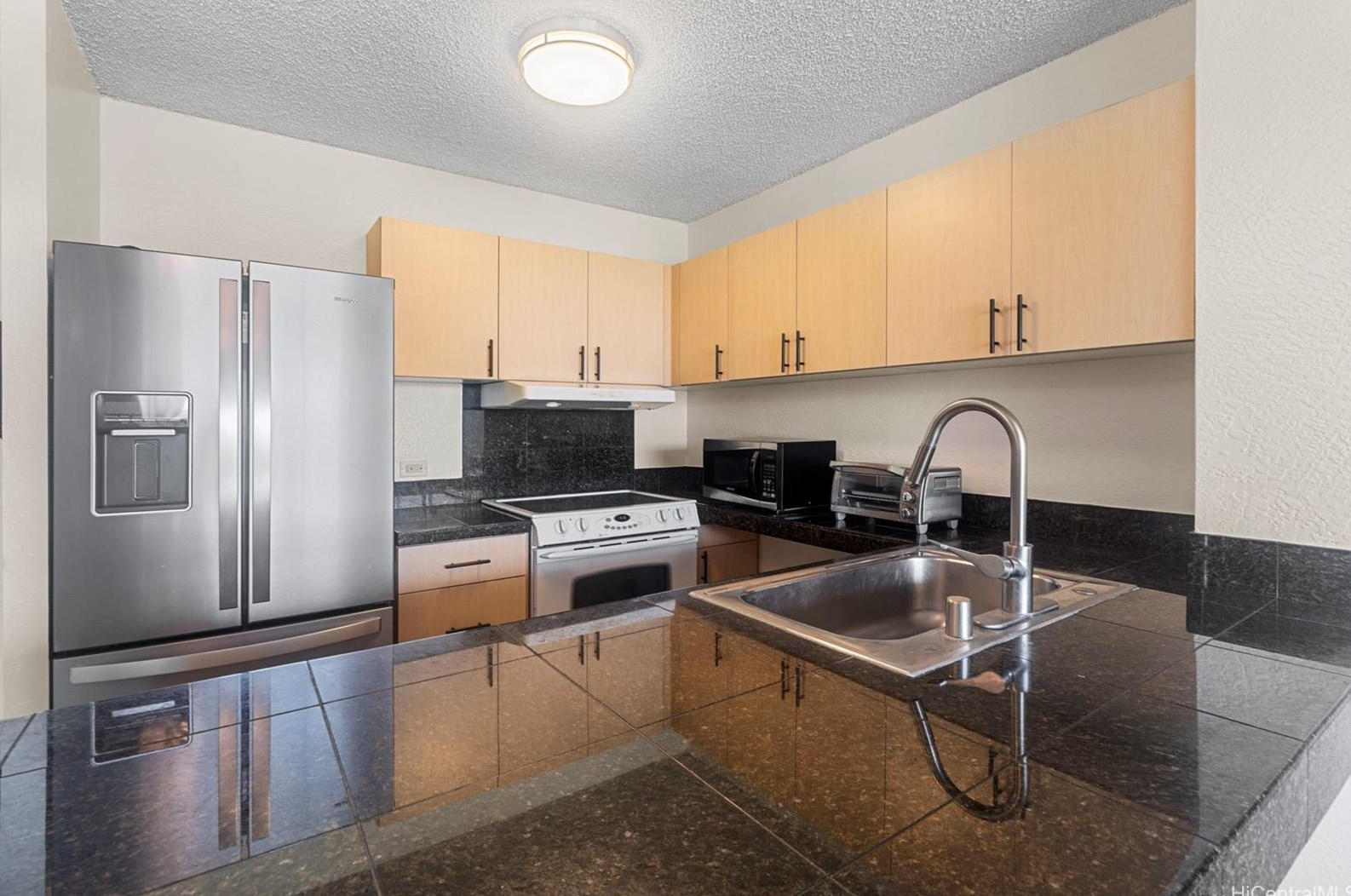 98-410 Koauka Loop #31e, Aiea, HI 96701