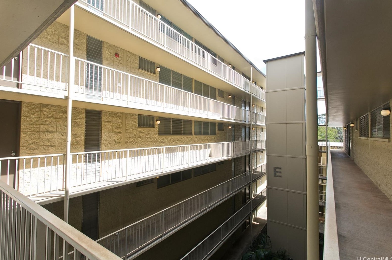 95-2051 Waikalani Pl #e402, Mililani, HI 96789