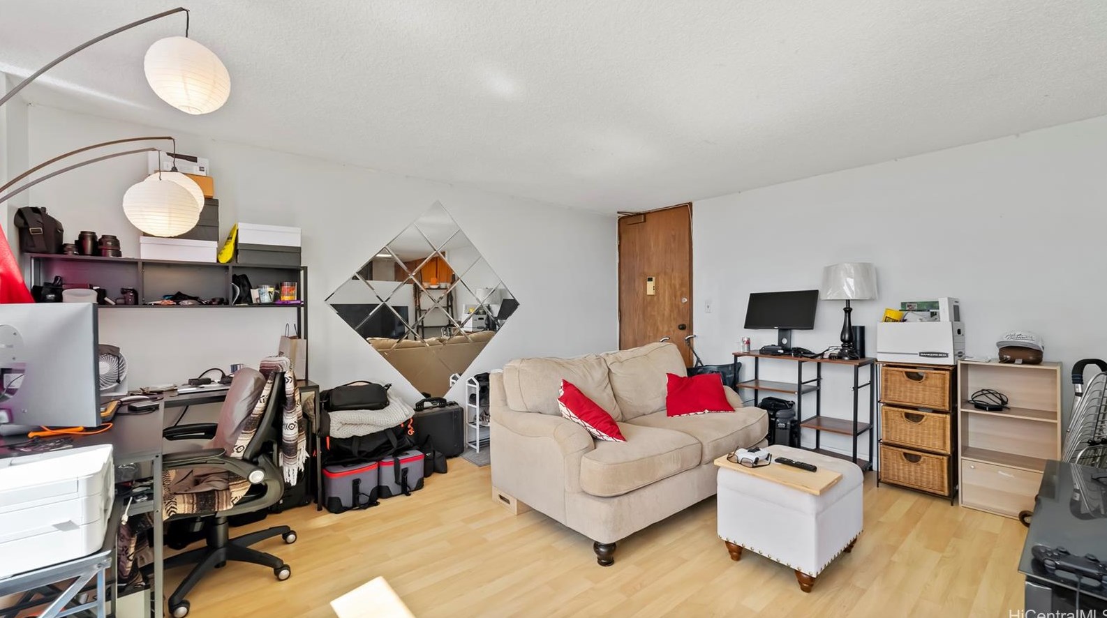 98-288 Kaonohi St #1103, Aiea, HI 96701