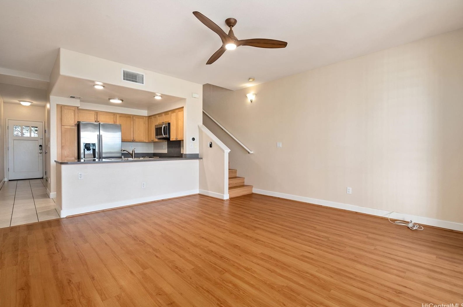 92-1496 Aliinui Dr #202, Kapolei, HI 96707
