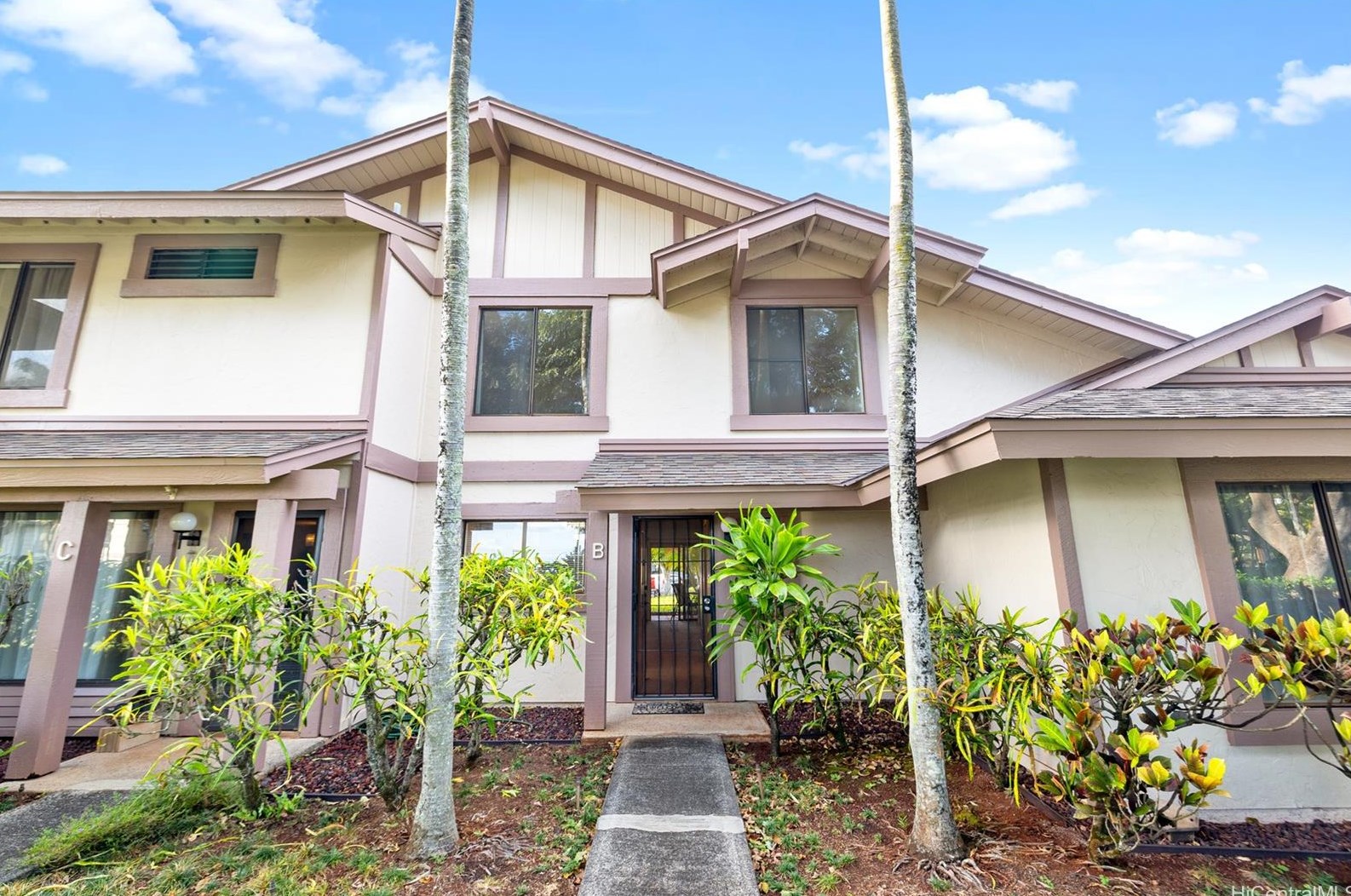 98-1798 Kaahumanu St #b, Pearl City, HI 96782