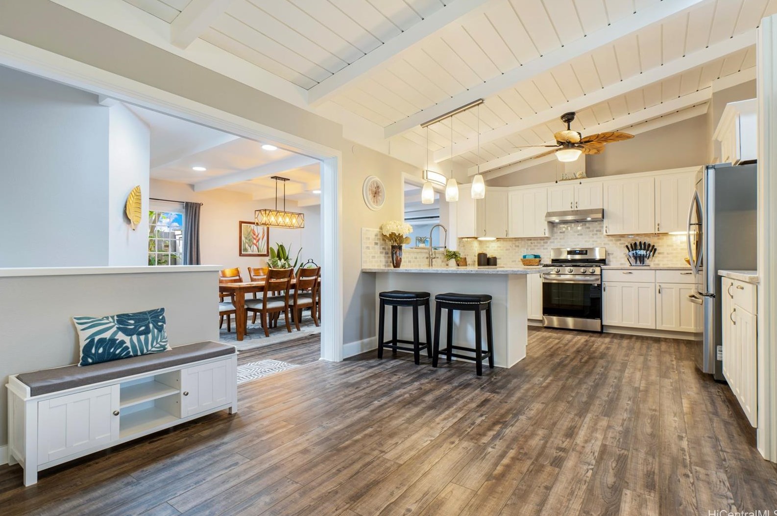 734 Pahumele Pl, Kailua, HI 96734-3513