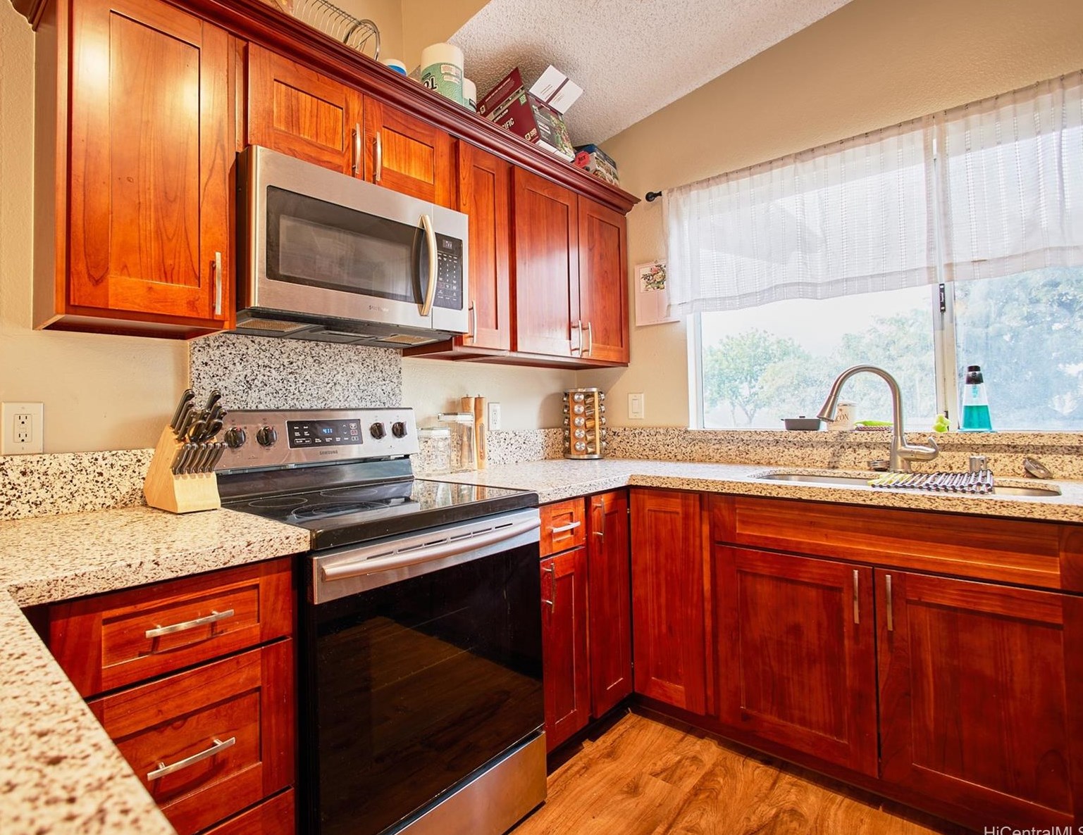 91-932 Laaulu St #45c, Ewa Beach, HI 96706
