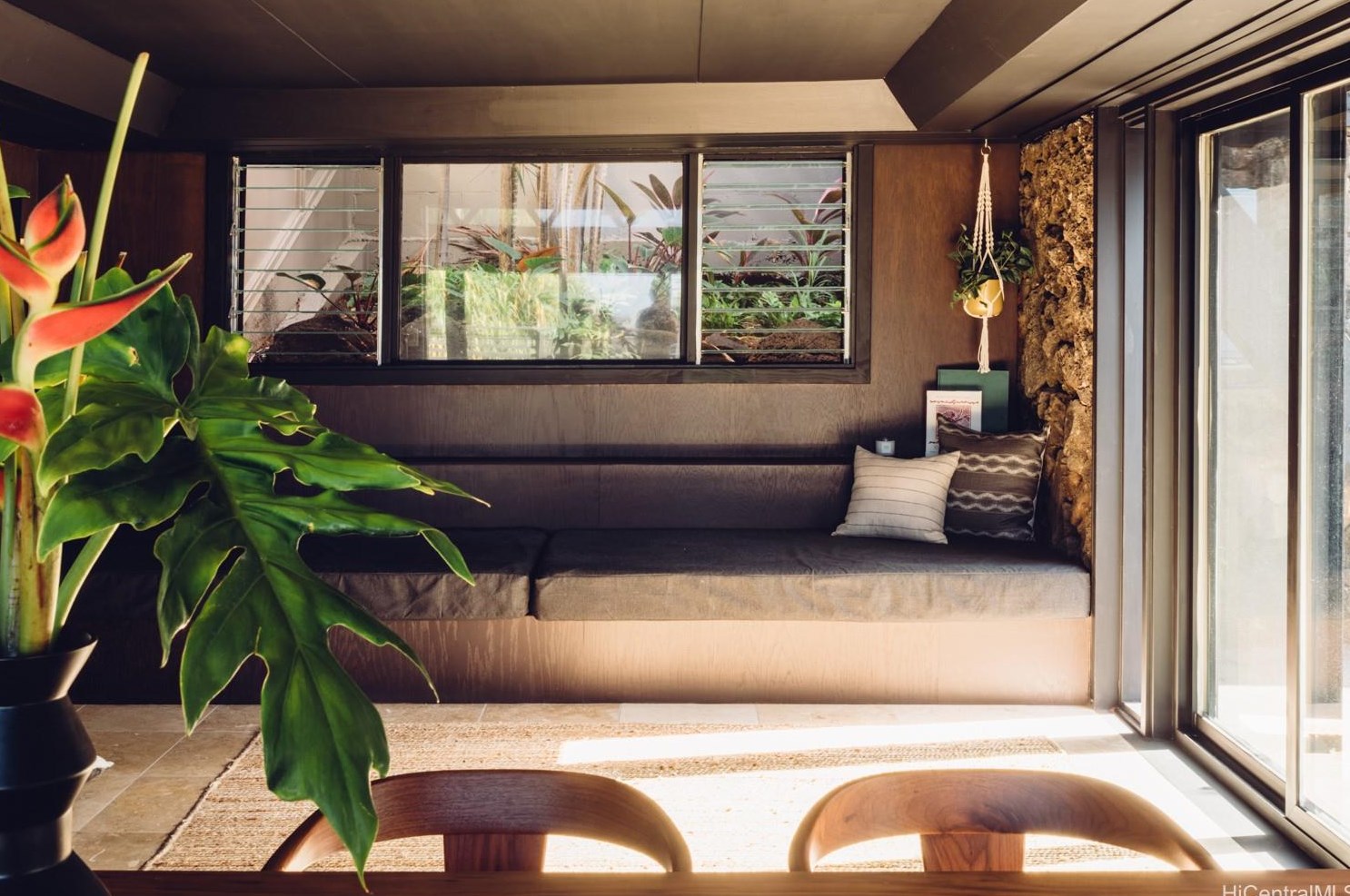 4335 Kaikoo Pl, Honolulu HI  exterior