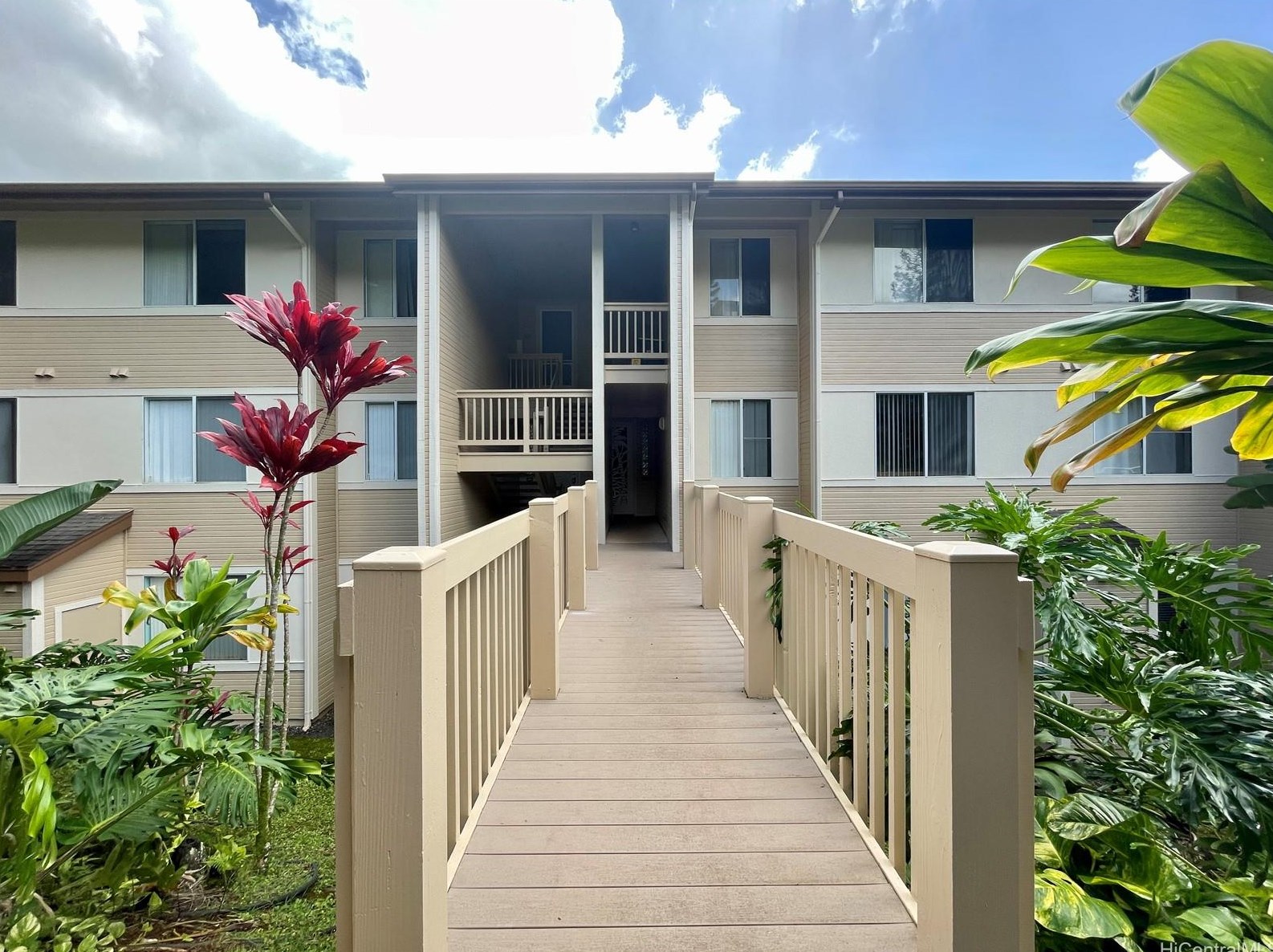 95-920 Wikao St #a303, Mililani, HI 96789