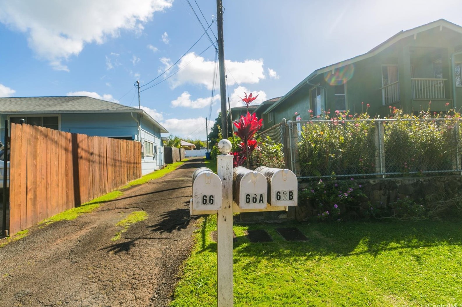66 Karsten Dr, Wahiawa HI  96786-2816 exterior