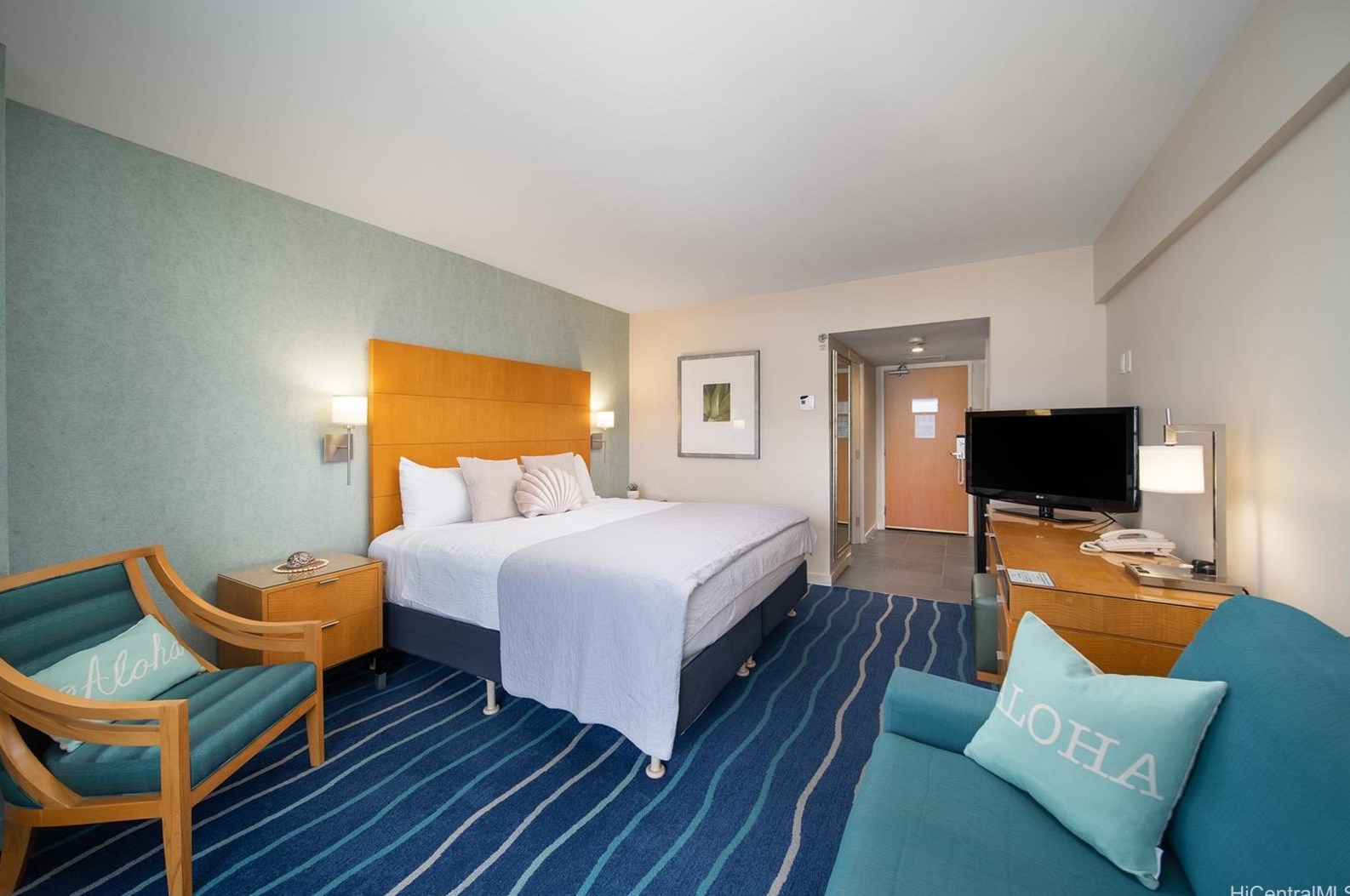 410 Atkinson Dr #2504, Honolulu, HI 96814