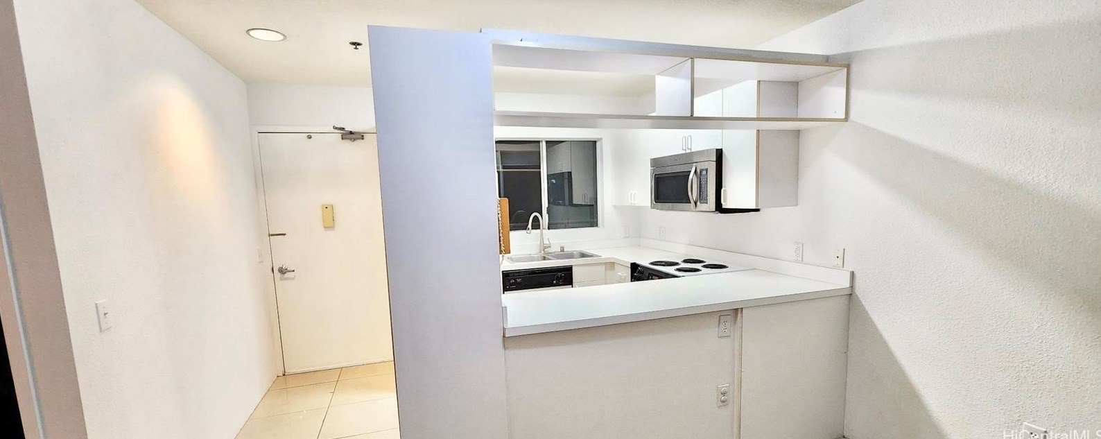 711 Wailepo Pl #107, Kailua, HI 96734