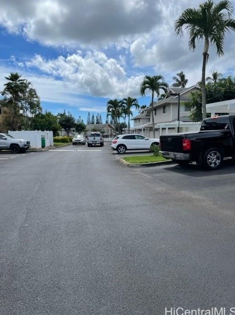 94-726 Lumiauau St, Waipahu, HI 96797-3961