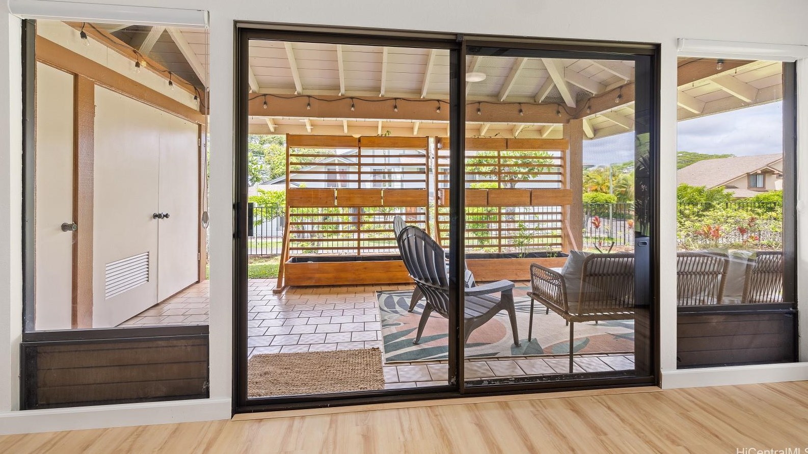 98-1744 Kaahumanu St #a, Pearl City, HI 96782