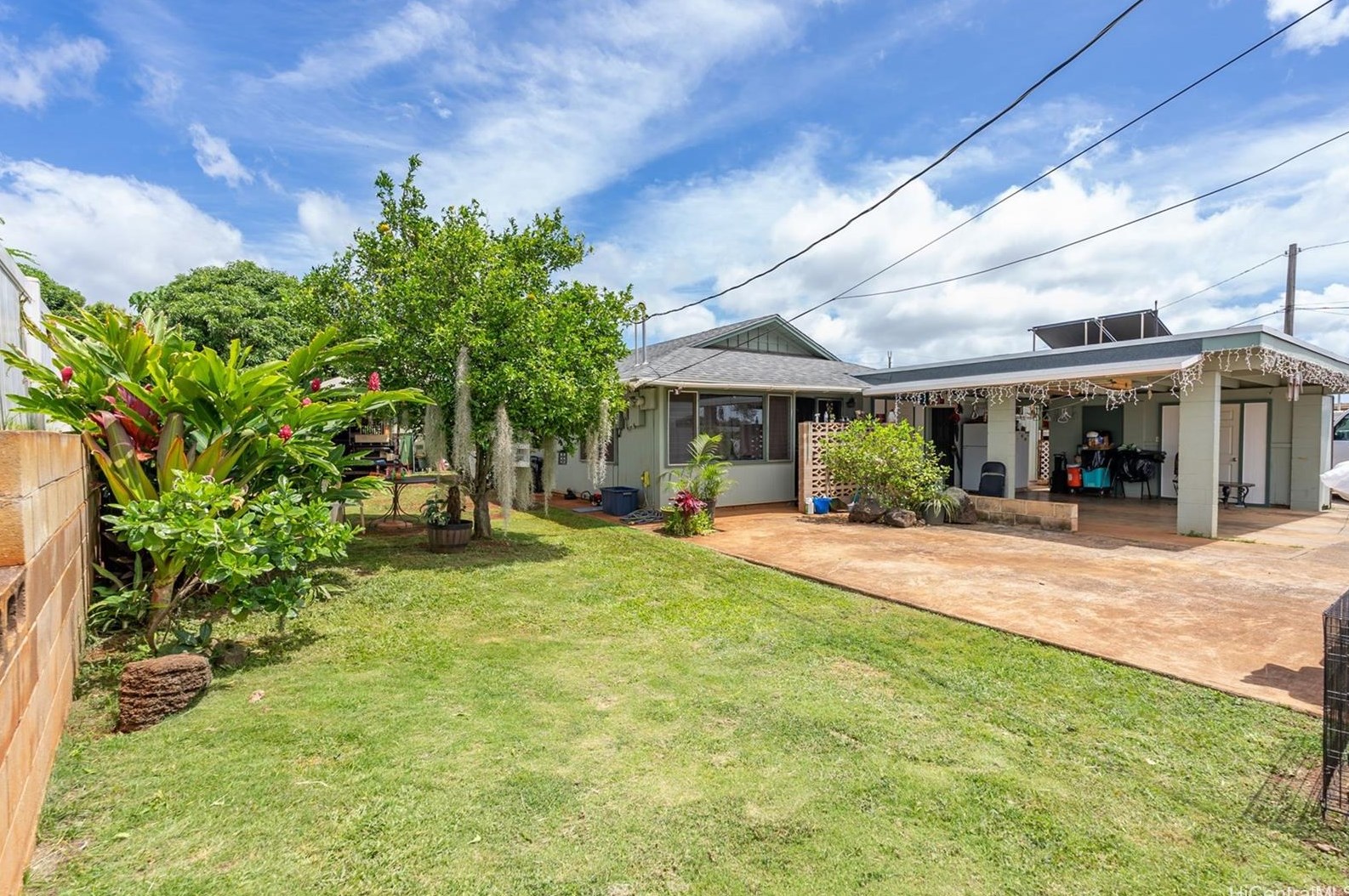 1485 Kuloko St, Pearl City, HI 96782-1948