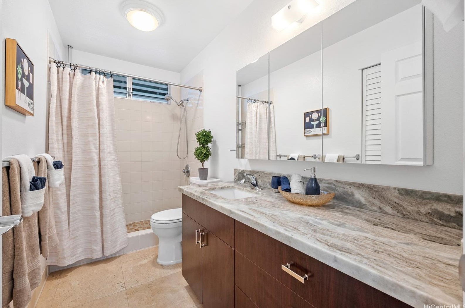 94-416 Kuahui St, Waipahu HI  96797-4532 exterior